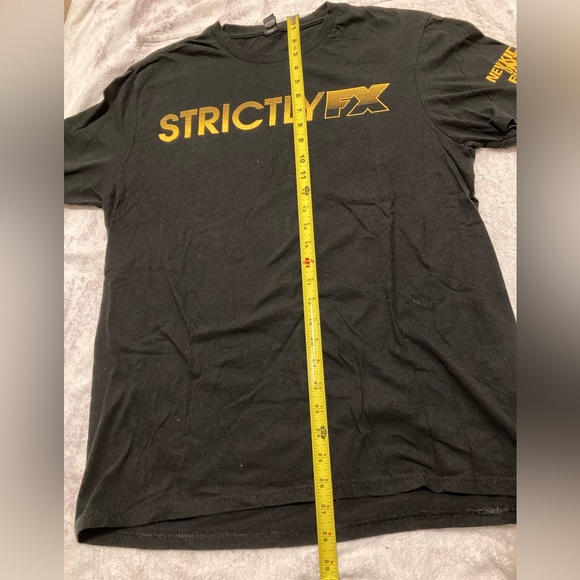 New kids on the block men’s Strictly FX - size L - Mixtape tour 2019 - Picture 7 of 7